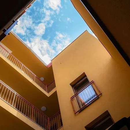 Apartment Jarkova 75