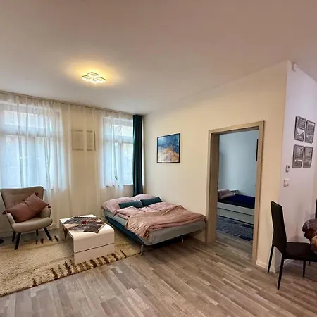 Jarkova 75 *