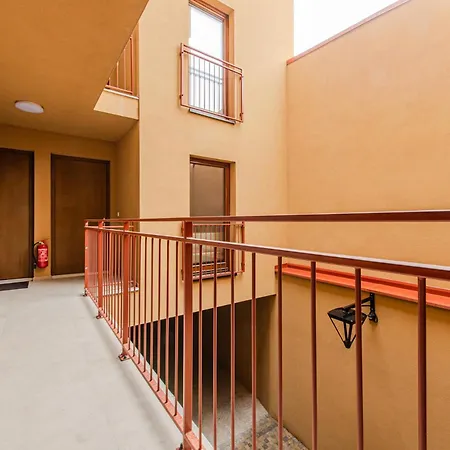 Apartment Jarkova 75 *