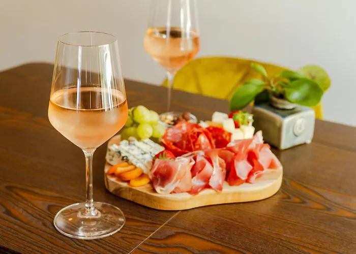 Jarkova 75 דירה *